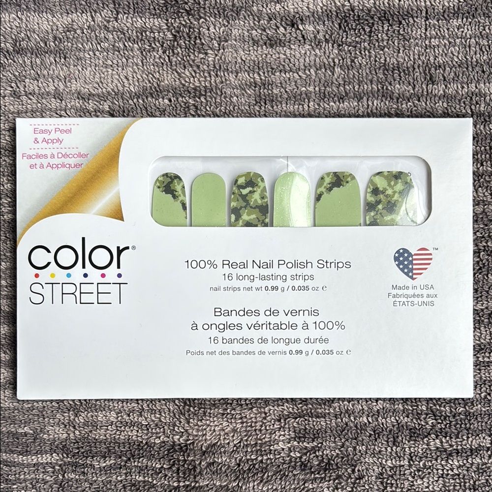 Color Street Nail Polish Strips - Green Camo- Como to my rescue